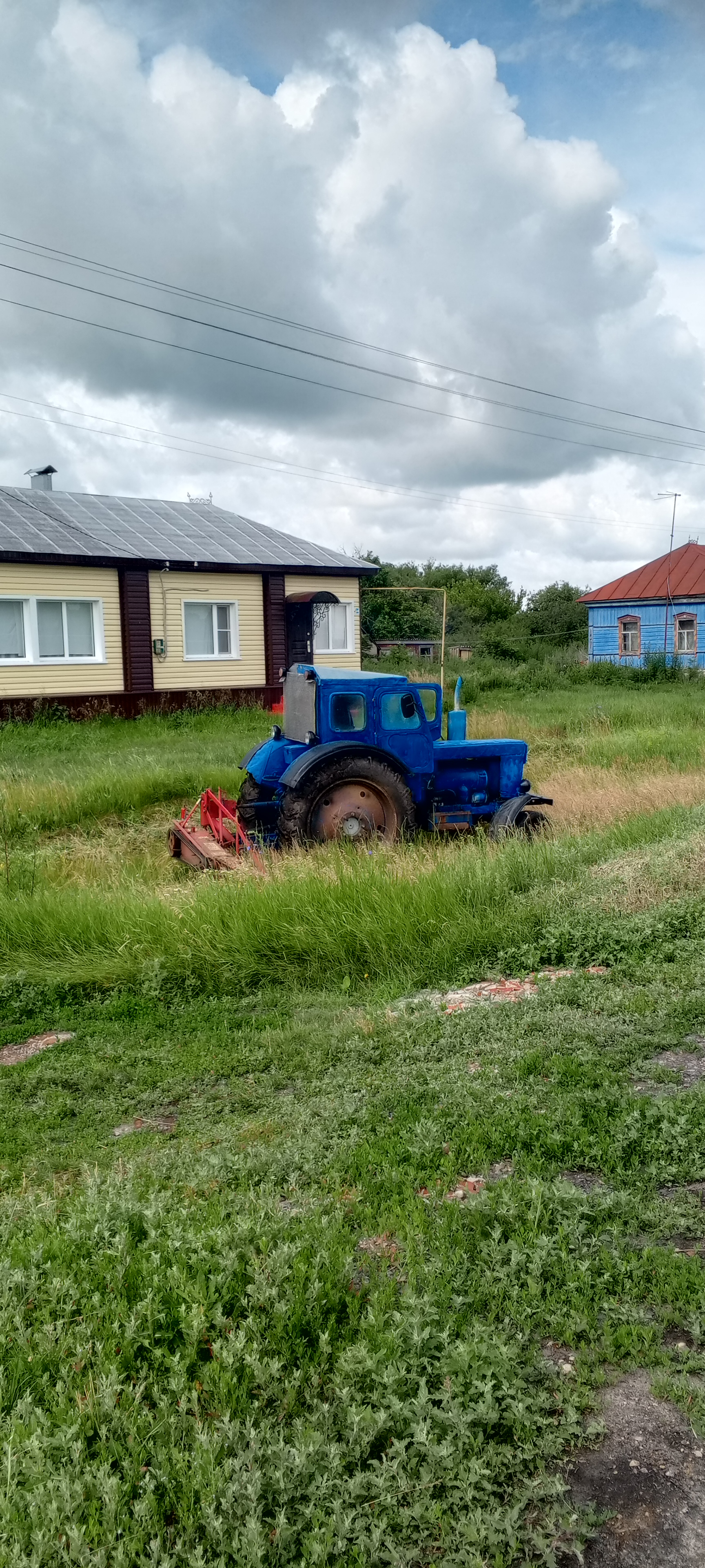 Продолжается сезон окашивания.